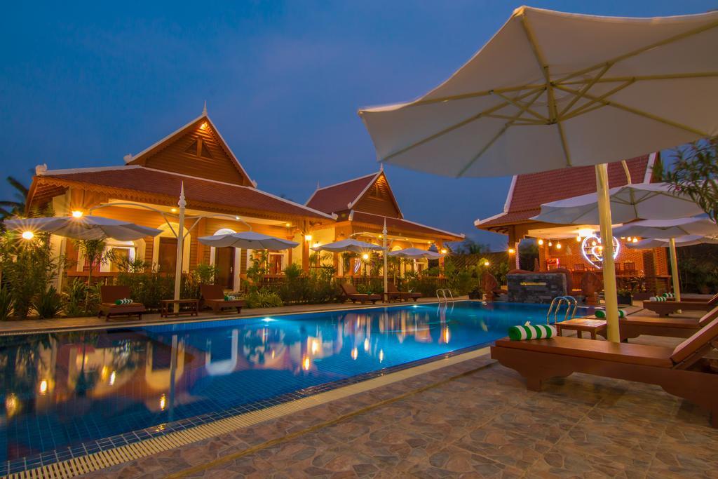 Ravorn Villa Boutique Battambang Exterior photo